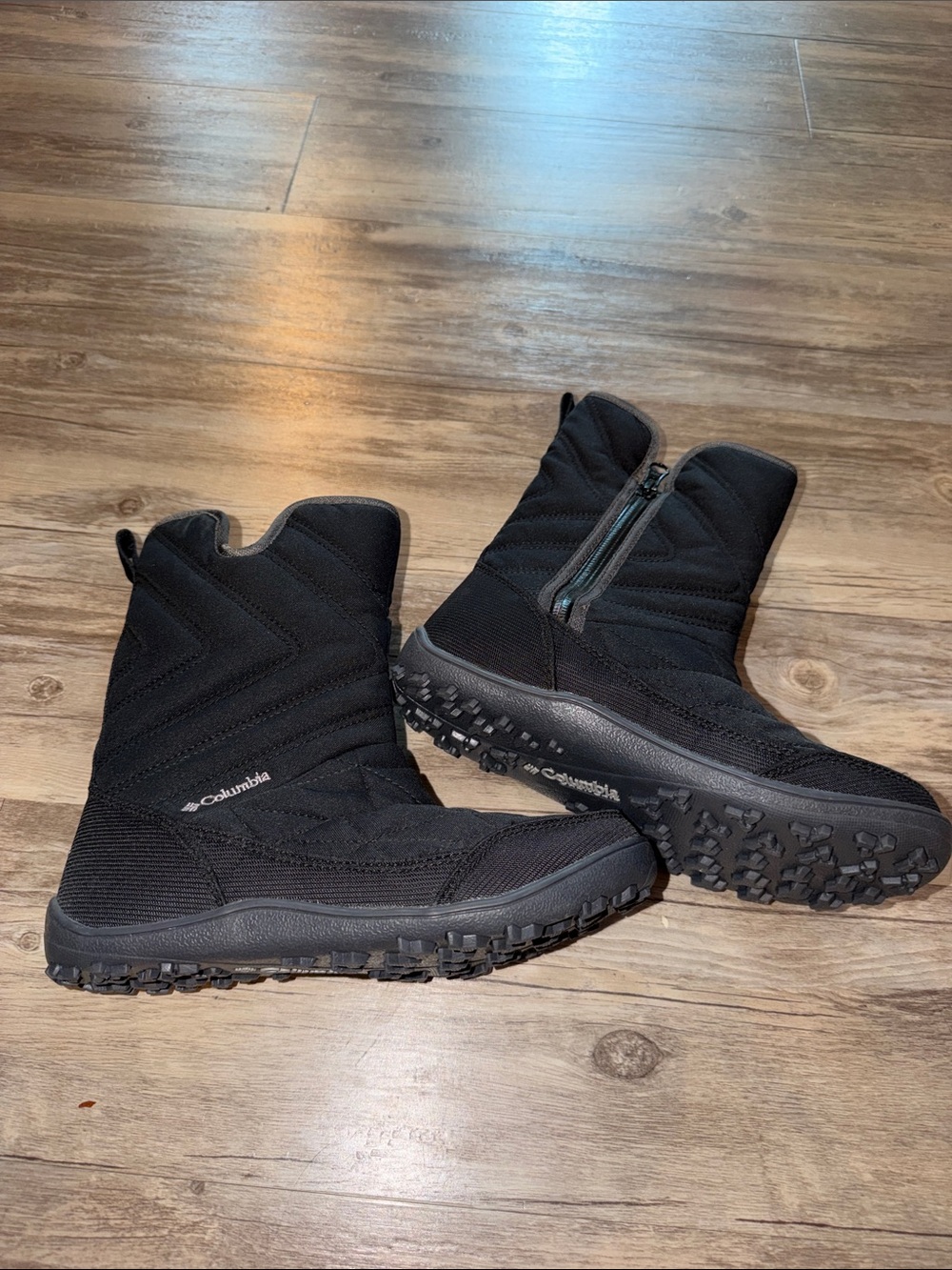 Columbia Men's Black Waterproof Insulated Zip Snow Boots